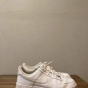 White Air Force 1’s size 9.5